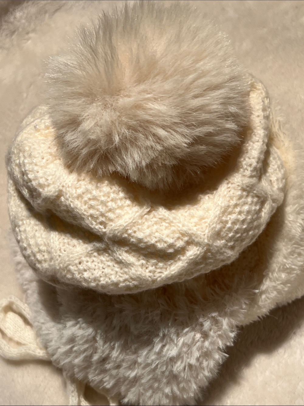 NWOT 🧣 VEGAN 3-in-1 CREAM BEIGE OFF-WHITE KNIT BEANIE/SCARF/FACE MASK COMBO HAT - Picture 10 of 13